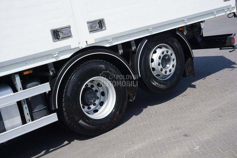 DAF CF 400 / DOM2038