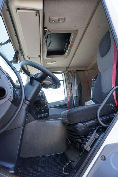 DAF CF 400 / DOM2038