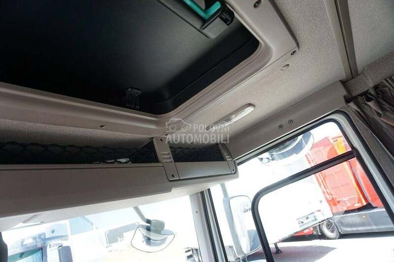 DAF CF 400 / DOM2038