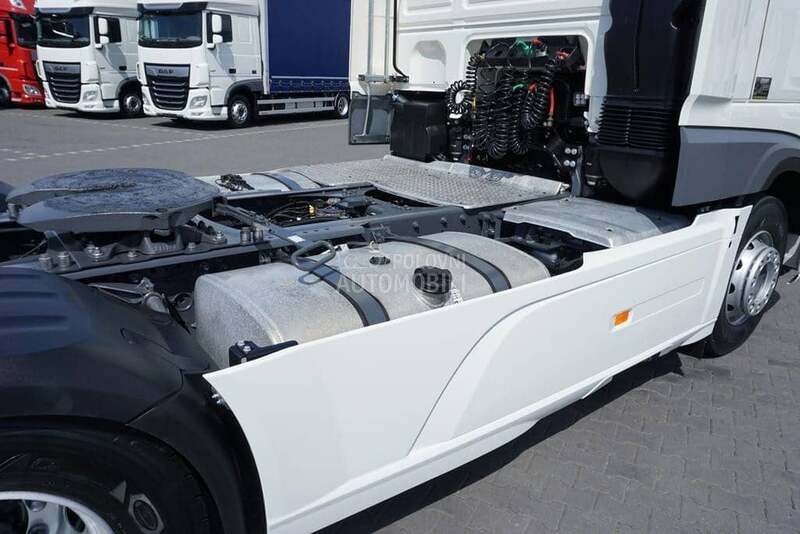 DAF 106 / 480 / DOM2044