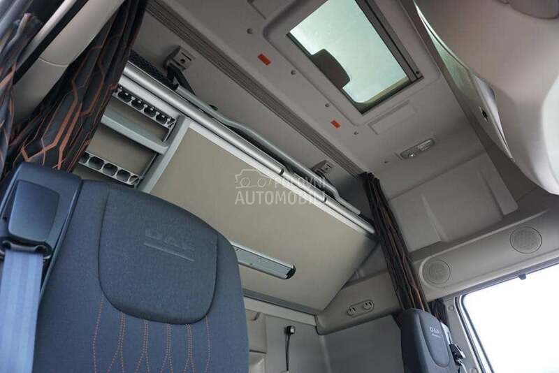 DAF 106 / 480 / DOM2044