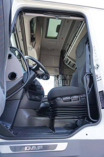 DAF 106 / 480 / DOM2044