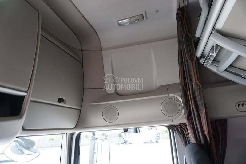 DAF 106 / 480 / DOM2044