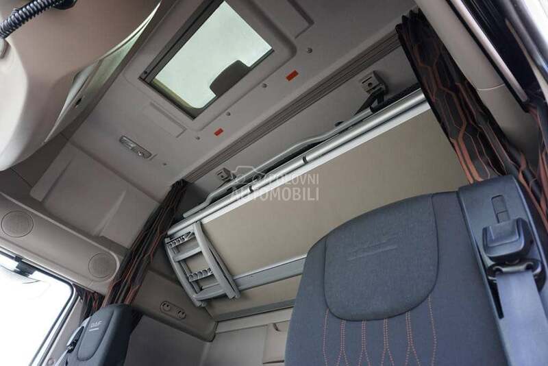 DAF 106 / 480 / DOM2044