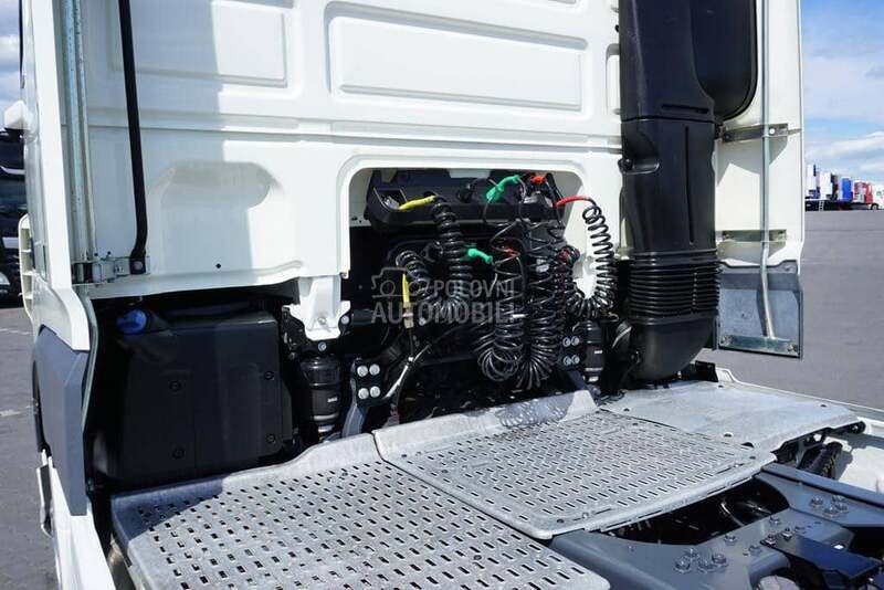 DAF 106 / 480 / DOM2044