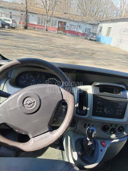 Opel Vivaro 