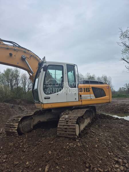 Liebherr 916
