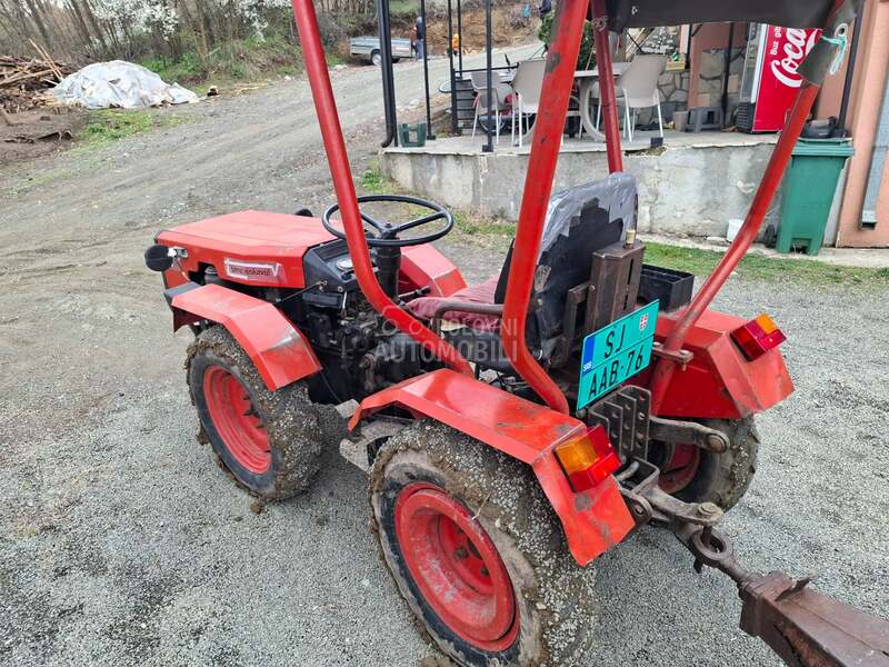 Tomo Vinković 818 i kiperka