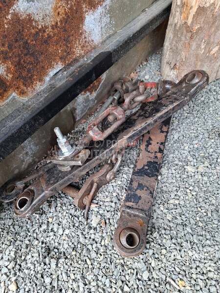 Tomo Vinković 818 i kiperka