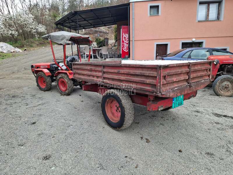 Tomo Vinković 818 i kiperka