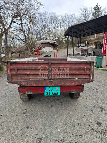 Tomo Vinković 818 i kiperka