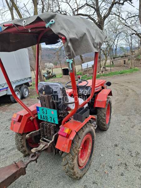 Tomo Vinković 818 i kiperka