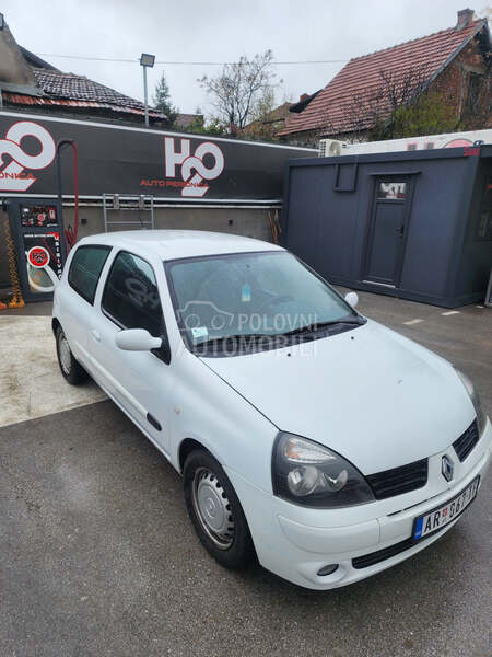 Renault Clio 