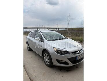 Opel Astra J 1.6 HDI