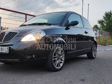 Lancia Ypsilon Momo Design