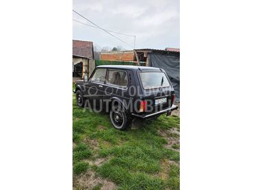Lada Niva 