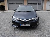 Toyota Auris HYBRID CVT