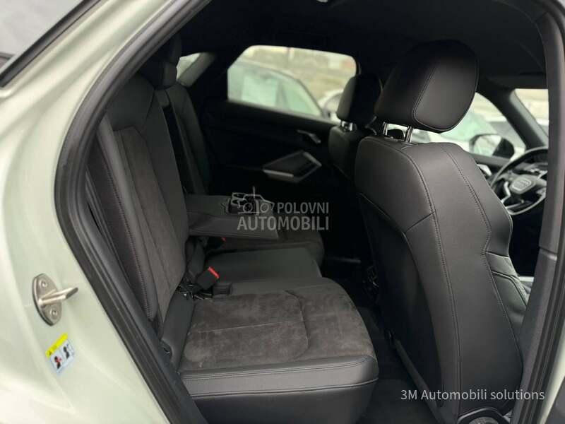 Audi Q3 2.0D/Sportb/20/Black