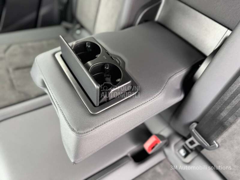 Audi Q3 2.0D/Sportb/20/Black