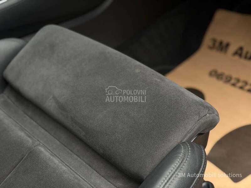 Audi Q3 2.0D/Sportb/20/Black