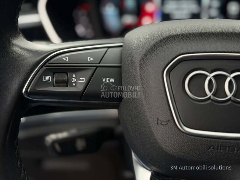 Audi Q3 2.0D/Sportb/20/Black