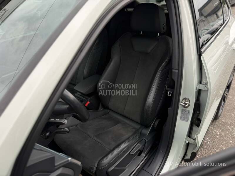 Audi Q3 2.0D/Sportb/20/Black