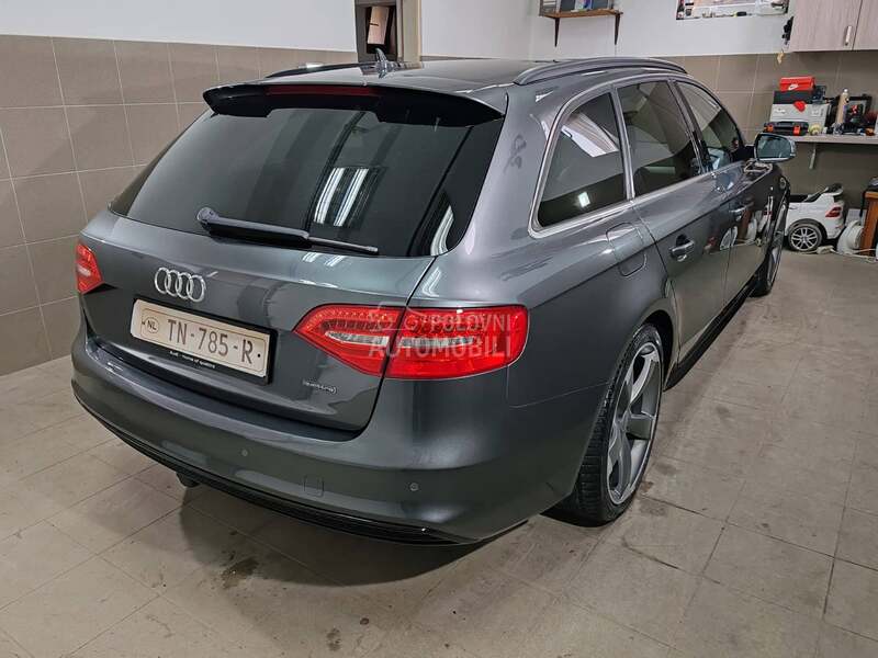Audi A4 3 X S line