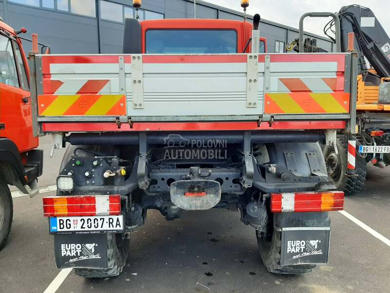 Mercedes Benz unimog U400