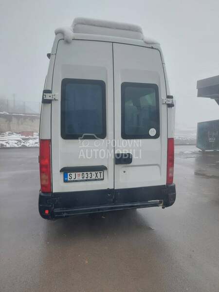 Iveco Daily 20 mesta