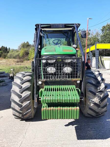 John Deere 7830
