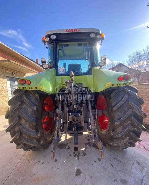 Claas Arion 640