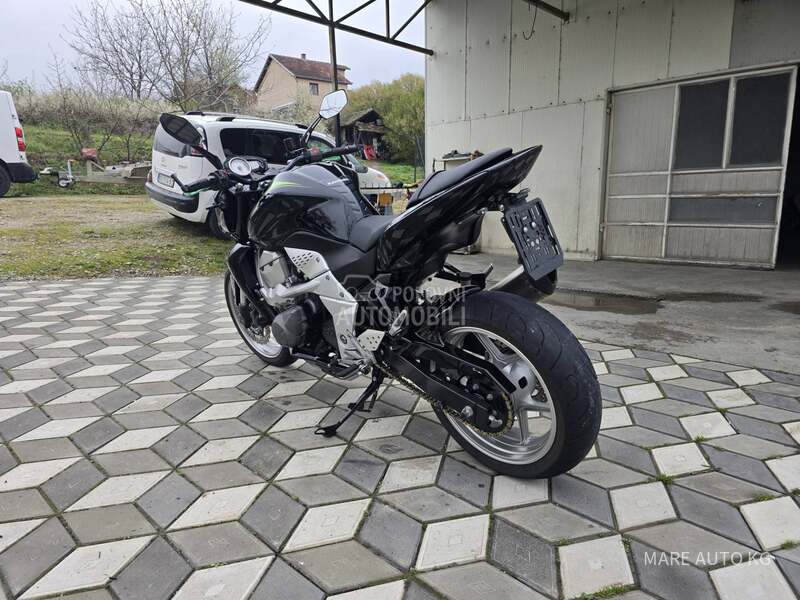 Kawasaki Z750/25KVV/AKRAPOVIC