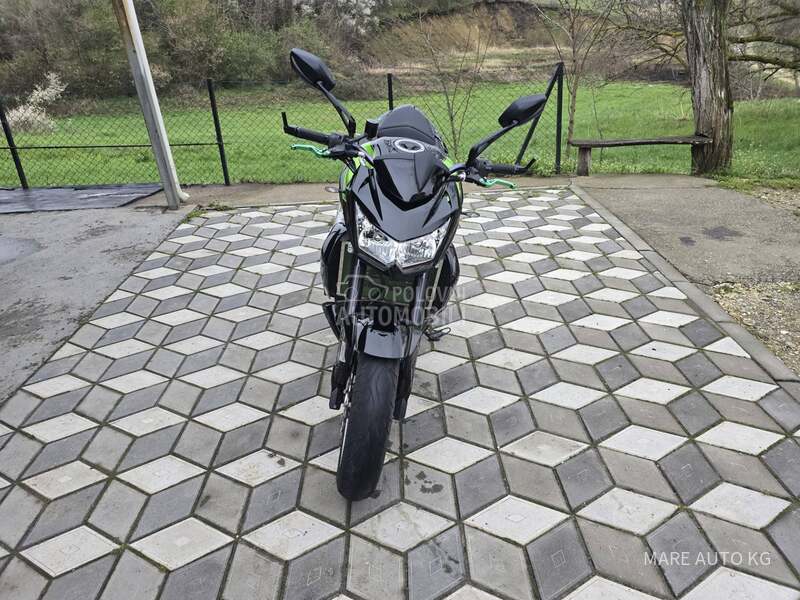 Kawasaki Z750/25KVV/AKRAPOVIC