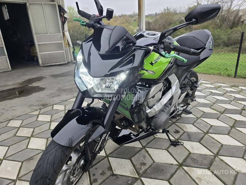 Kawasaki Z750/25KVV/AKRAPOVIC