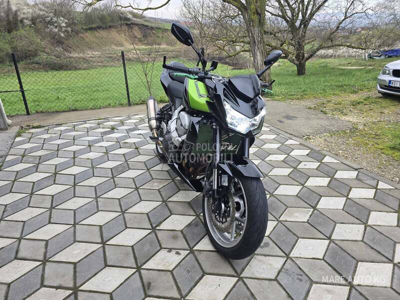 Kawasaki Z750/25KVV/AKRAPOVIC