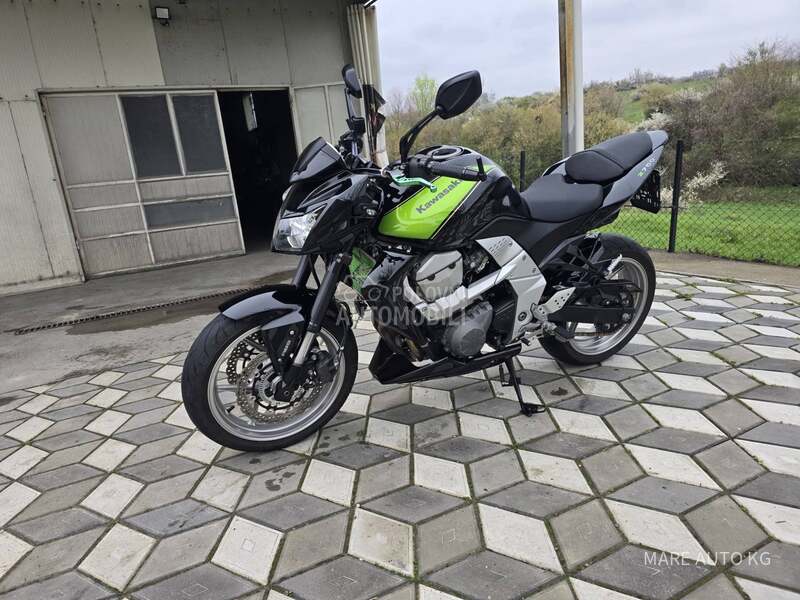 Kawasaki Z750/25KVV/AKRAPOVIC