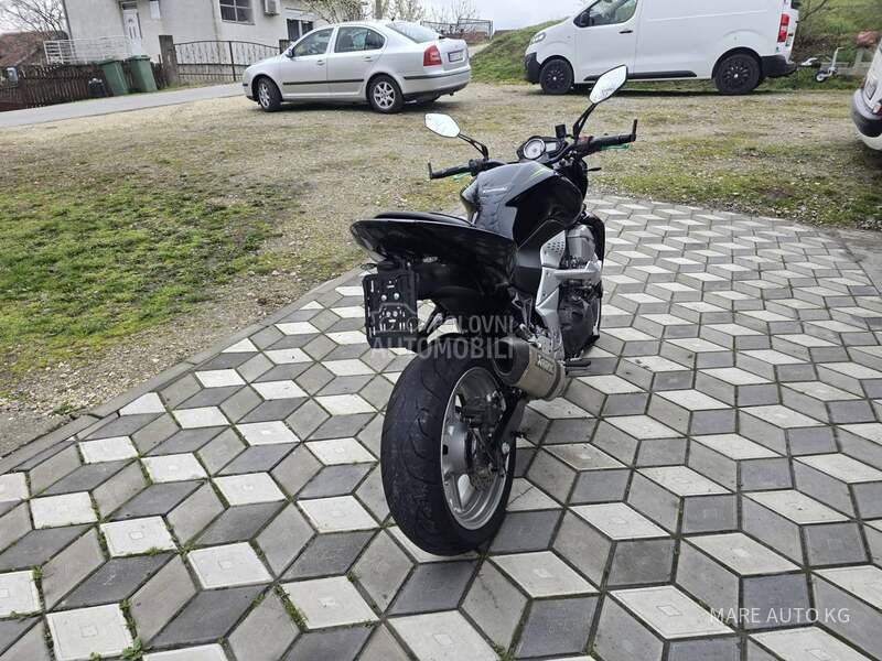 Kawasaki Z750/25KVV/AKRAPOVIC