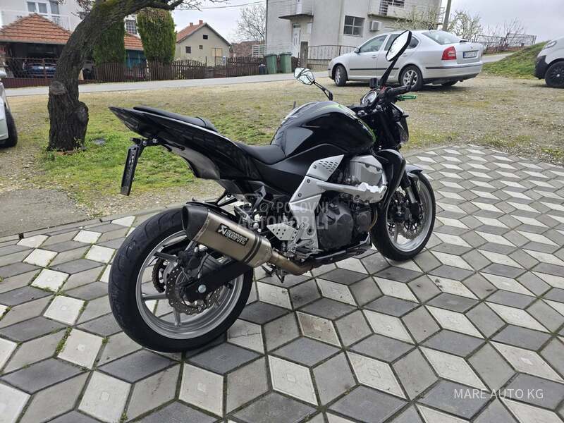 Kawasaki Z750/25KVV/AKRAPOVIC