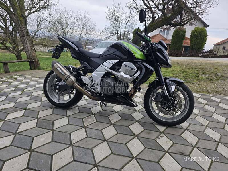 Kawasaki Z750/25KVV/AKRAPOVIC
