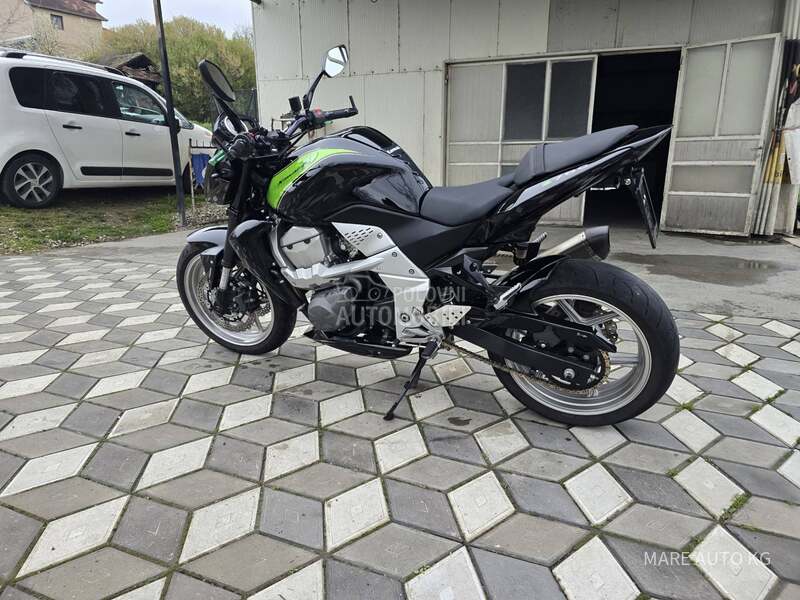 Kawasaki Z750/25KVV/AKRAPOVIC