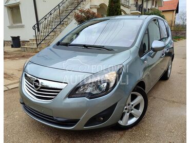 Opel Meriva 1.4 turbo COSMO