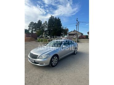 Mercedes Benz S 320 