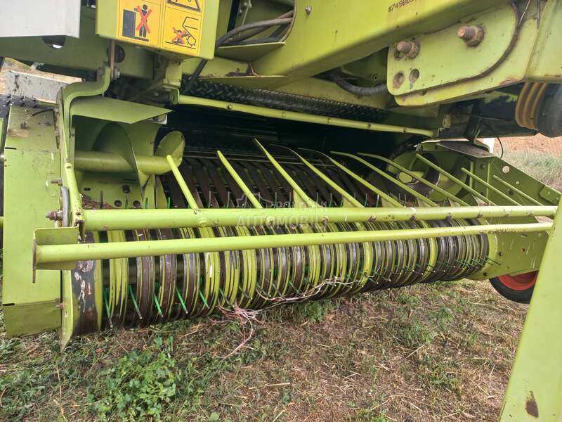 Claas Rolant 240