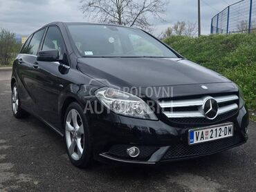 Mercedes Benz B 180 