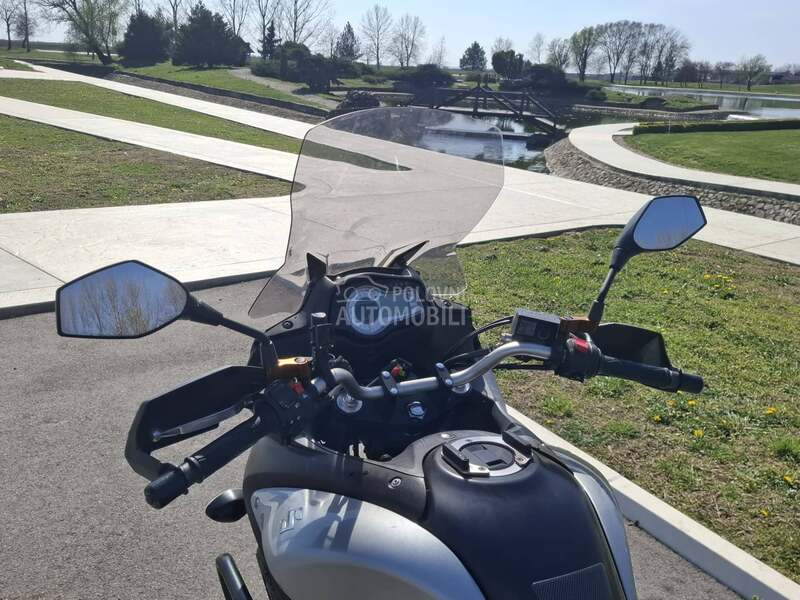 Suzuki V strom DL 650