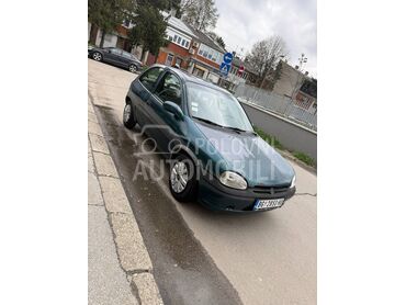 Opel Corsa B registovana.