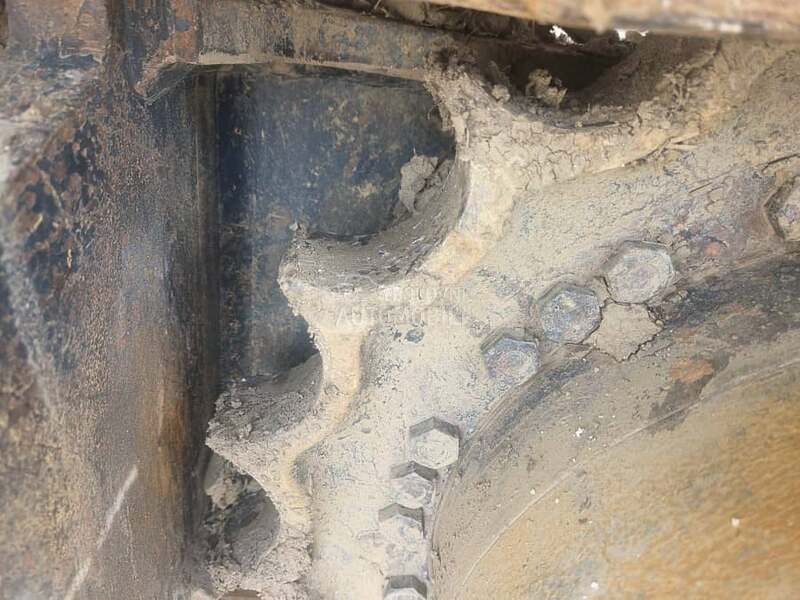 Hyundai ROBEX  210 NLC 9