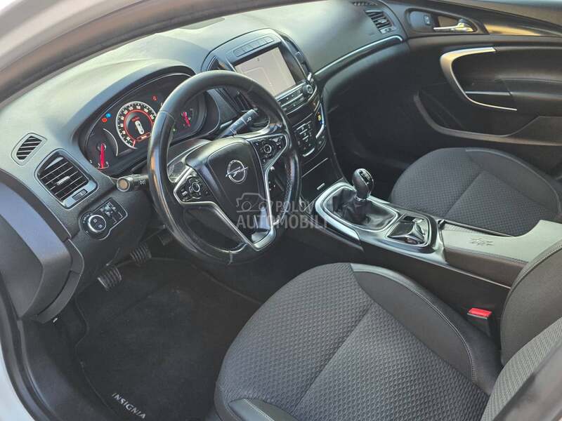 Opel Insignia 2.0d REST/LEDNAV I