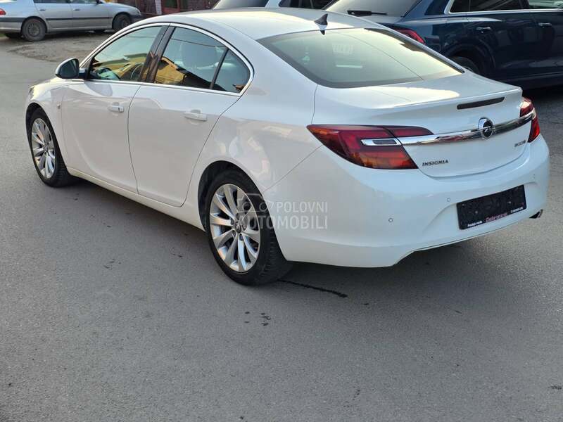 Opel Insignia 2.0d REST/LEDNAV I