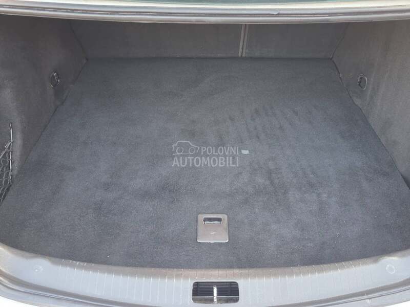 Opel Insignia 2.0d REST/LEDNAV I